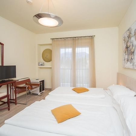 מאלצ'סינה Club Hotel Olivi - Tennis Center מראה חיצוני תמונה