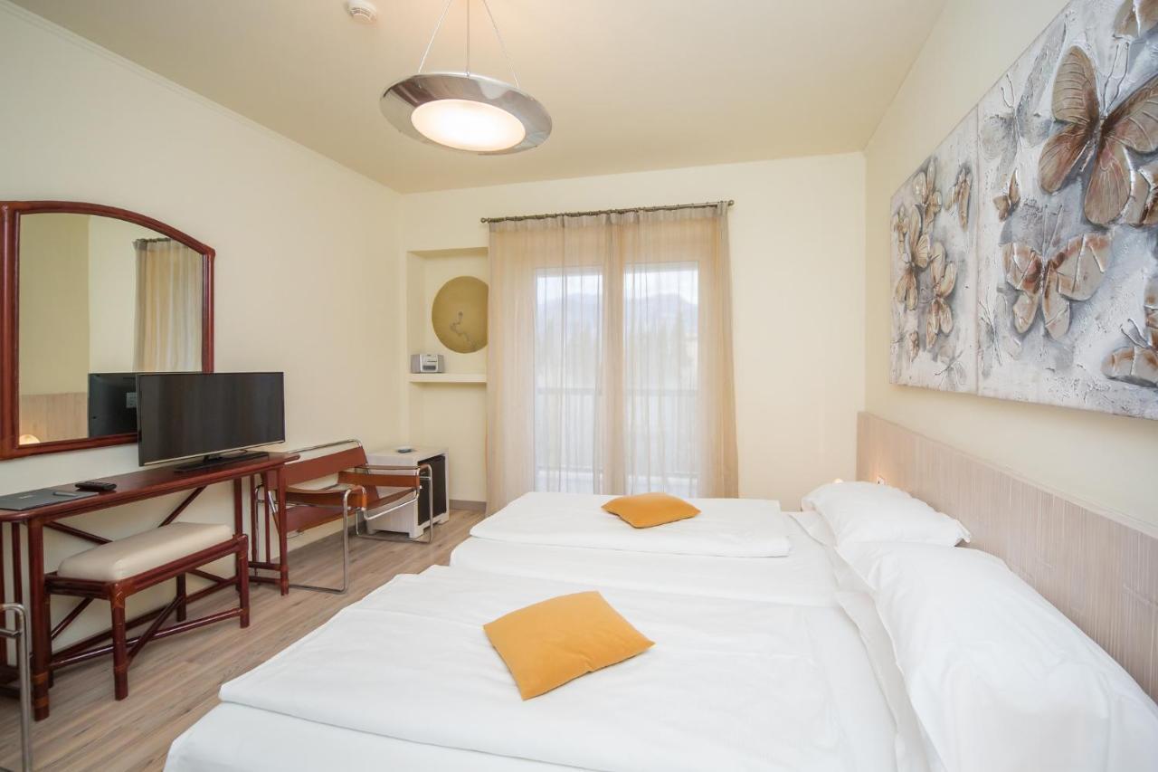 מאלצ'סינה Club Hotel Olivi - Tennis Center מראה חיצוני תמונה