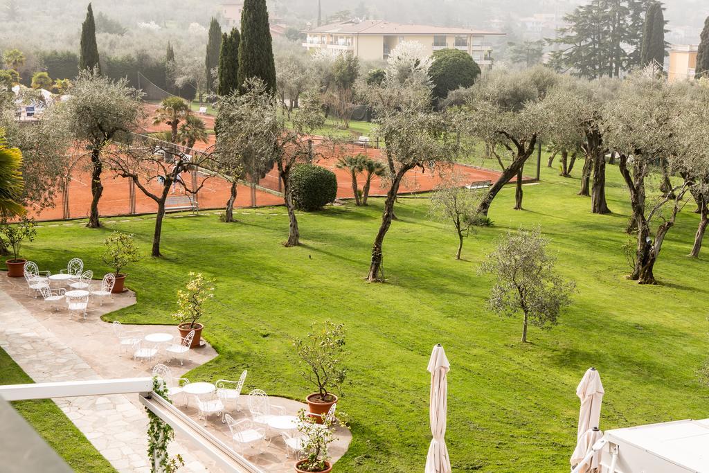 מאלצ'סינה Club Hotel Olivi - Tennis Center מראה חיצוני תמונה